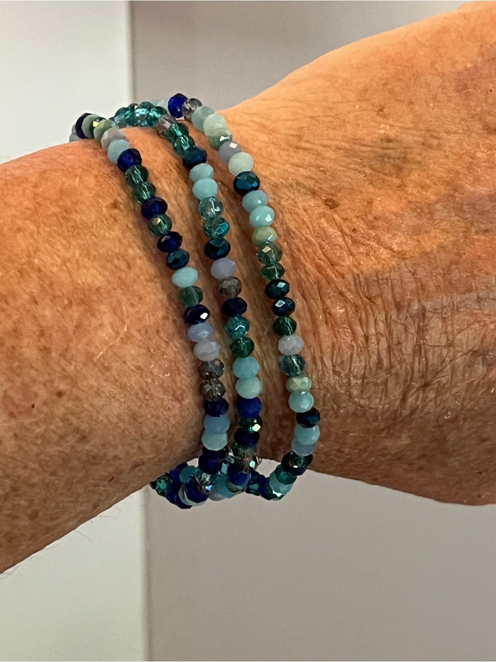 Crystal Blue Bracelet - Picture 3 of 4